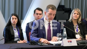 Prijateljski odnosi s Grenelom